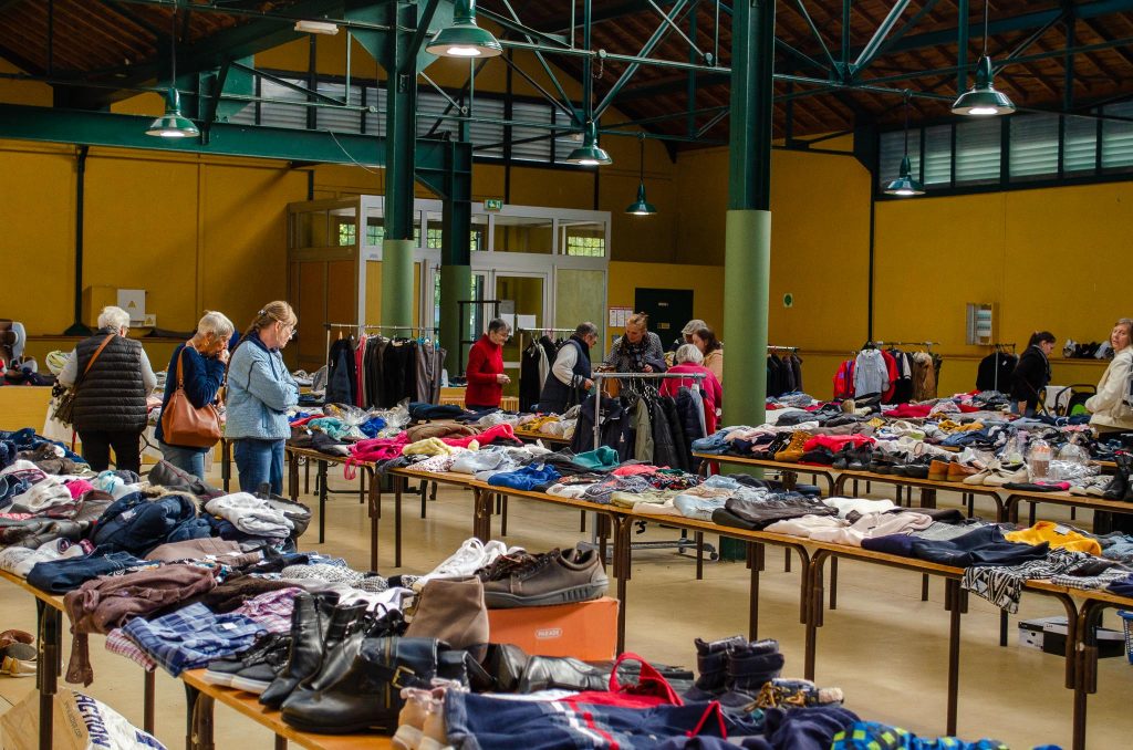 bourse_aux_vetements_guerigny_lesbertranges